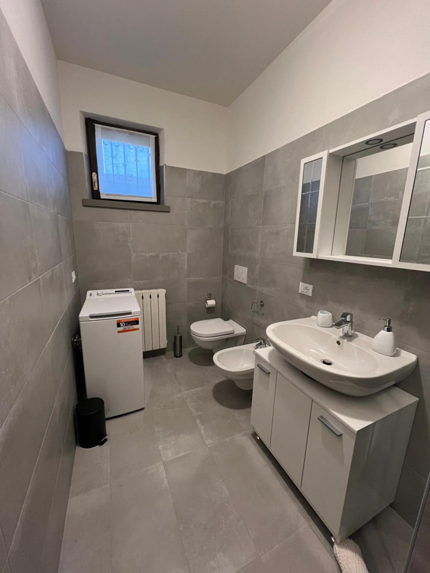 La Vela Apartamento Sirmione Exterior foto