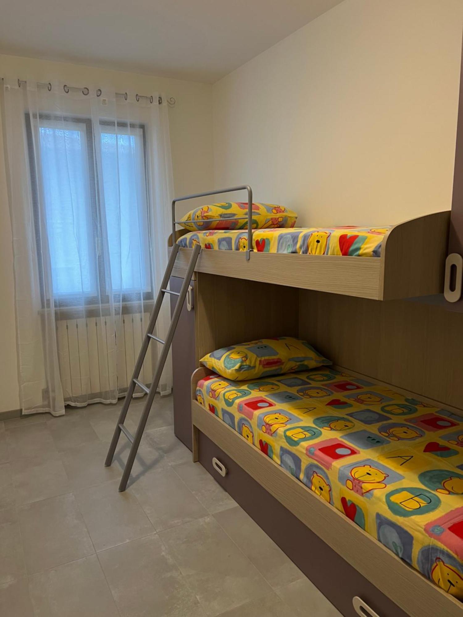 La Vela Apartamento Sirmione Exterior foto