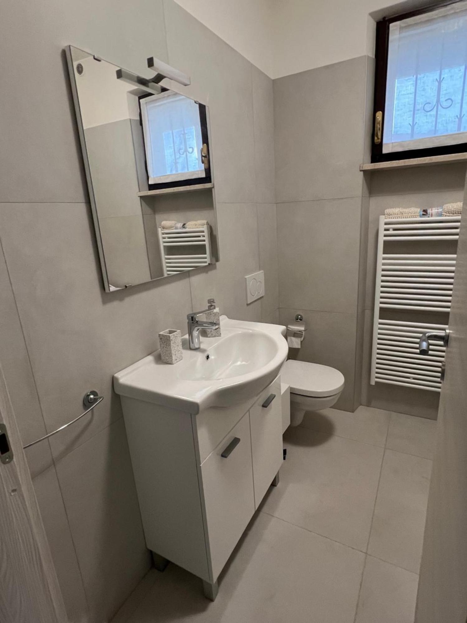 La Vela Apartamento Sirmione Exterior foto